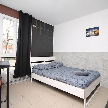 סן-דני 04 - Chambre Avec Lit Double Proche Paris Et Transports Wifi מראה חיצוני תמונה